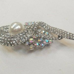 Pearl (faux) & Rhinestone Brooch Pin